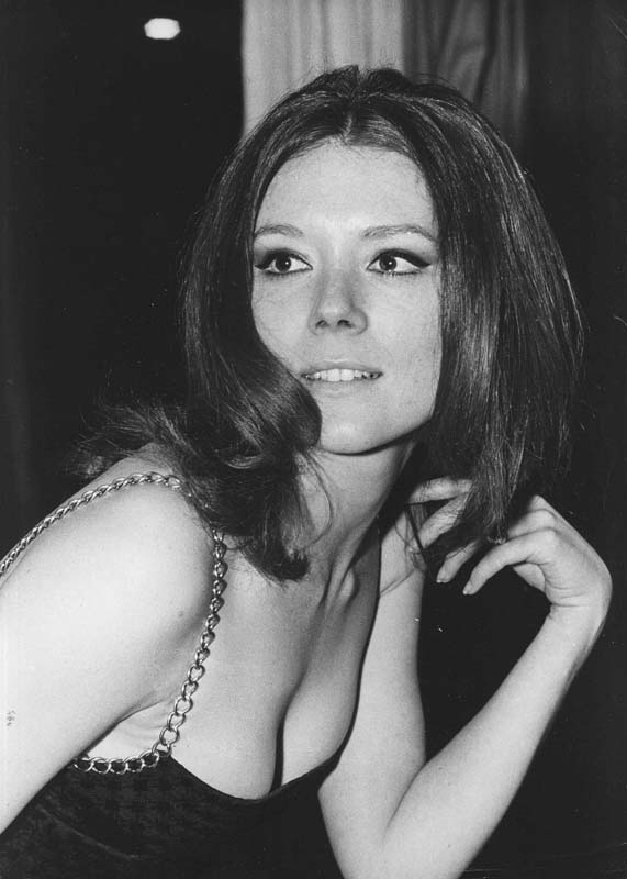 Diana Rigg Fotos E Imágenes De Sus Películas Y Series Estamos Rodando 1816