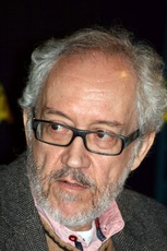 Emilio Martínez Lázaro