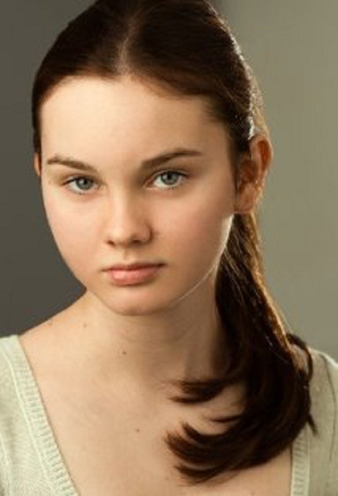 Liana Liberato bio