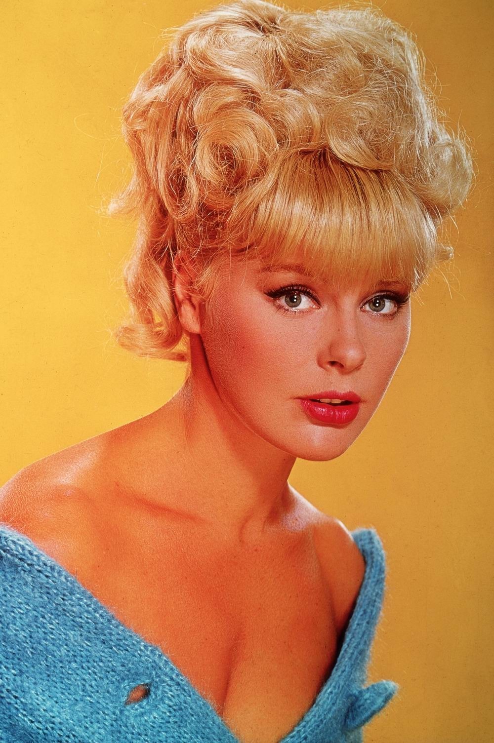 Elke Sommer: fotos e imágenes de sus películas y series – Estamos Rodando