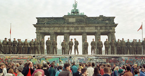 5 películas sobre la caída del muro de Berlín