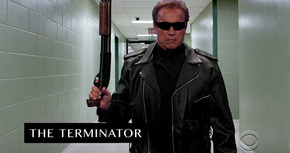 Arnold Schwarzenegger parodia todas sus películas en 6 minutos